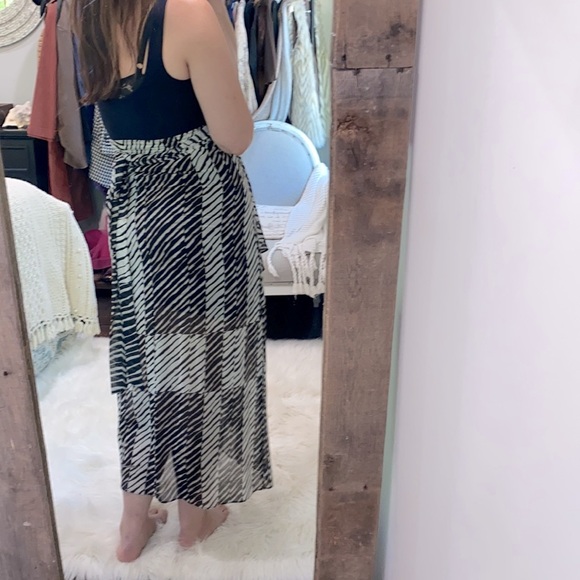 Cabi safari print maxi dress size xsmall - Picture 3 of 7